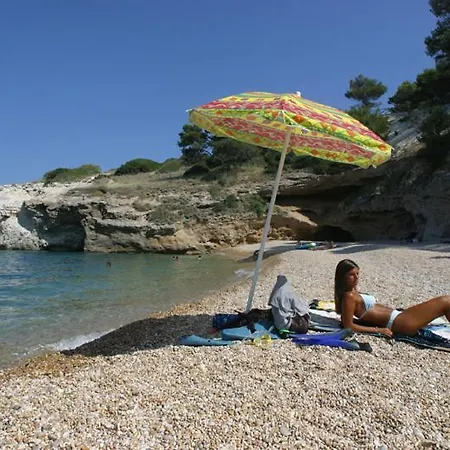 Baia Di Campi Prázdninový areál