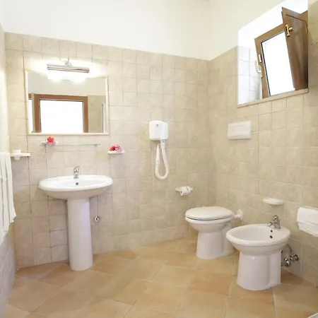 Prázdninový areál Baia Di Campi 3*