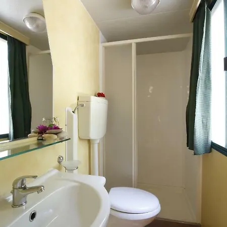 Baia Di Campi Πάρκο διακοπών Βιέστε