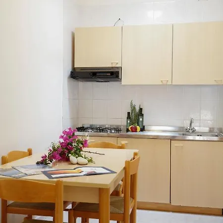 Baia Di Campi 3* Βιέστε