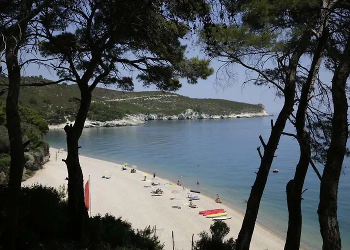 Parque de vacaciones Baia Di Campi 3*