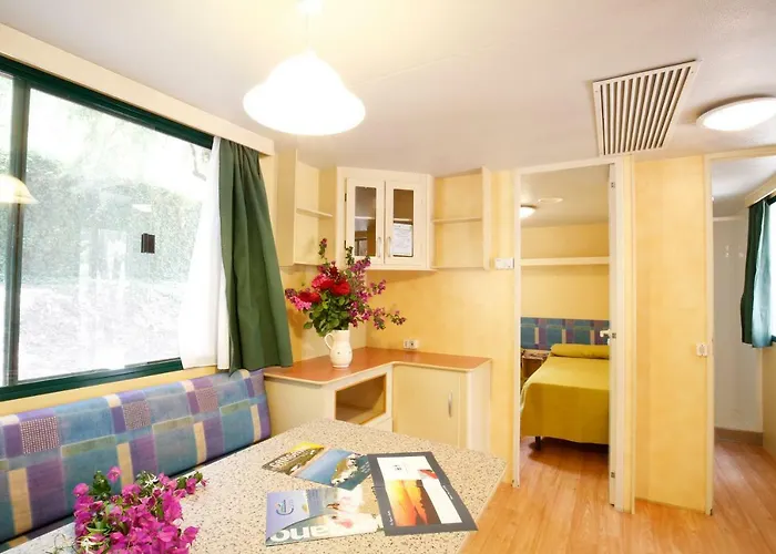 Baia Di Campi Aldeamento Turístico 3*