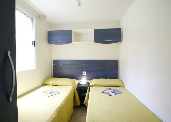 Baia Di Campi Aldeamento Turístico 3*